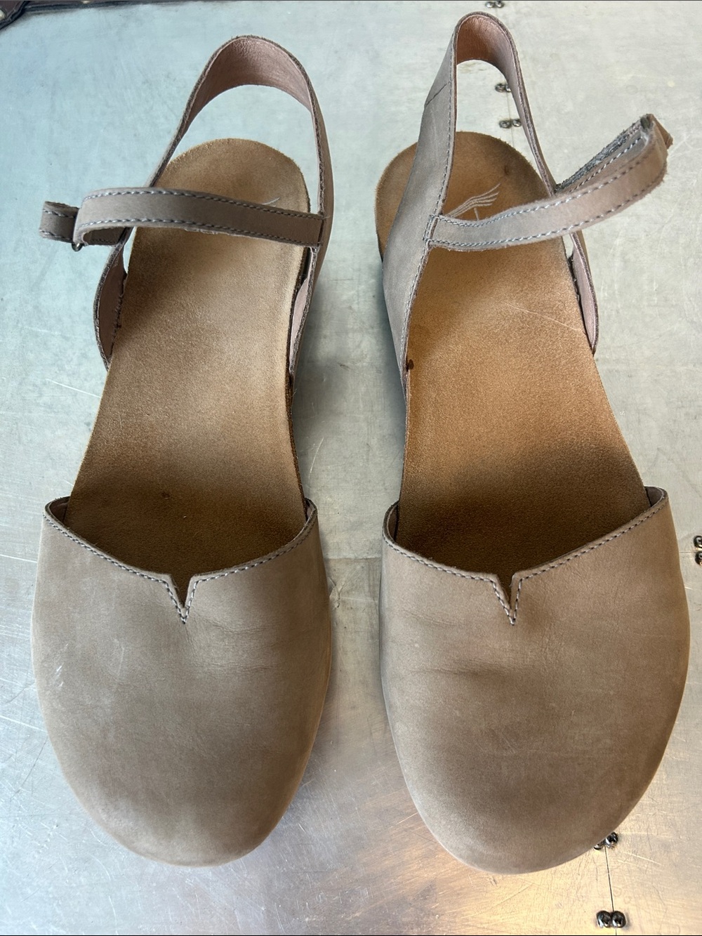 Dansko Women's Taupe Slingback Clogs